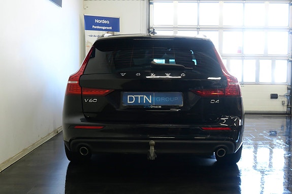 Volvo V60 4 of 19