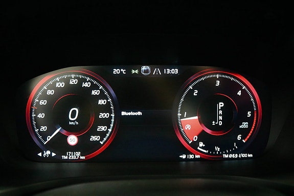 Volvo V60 14 of 19
