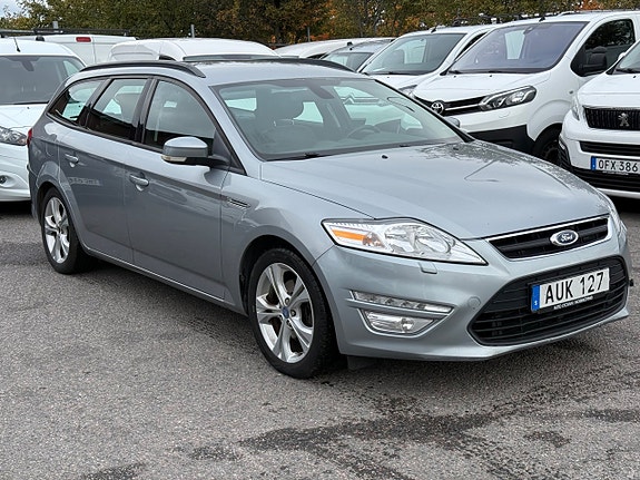 Ford Mondeo 3 of 5
