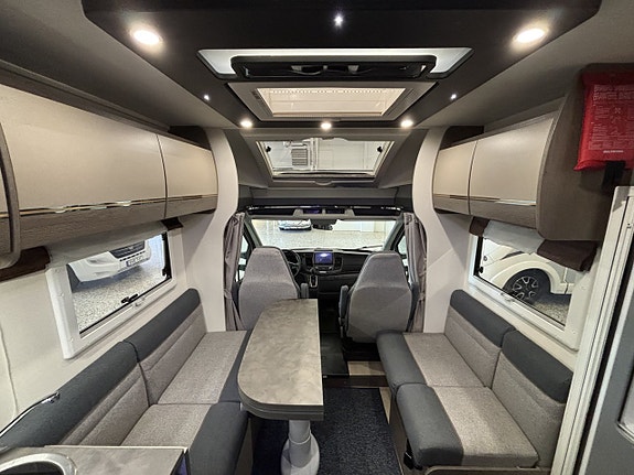 Chausson 757 4 of 5