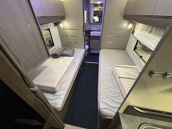 Chausson 757 5 of 5