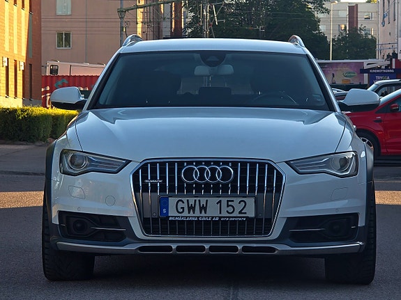 Audi A6 allroad 2 of 5