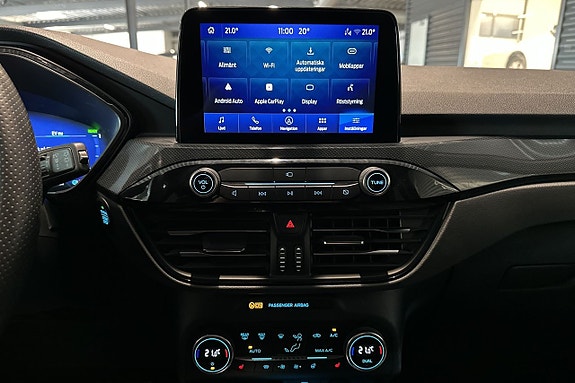 Ford Kuga 14 of 21