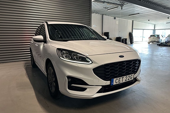 Ford Kuga 3 of 5