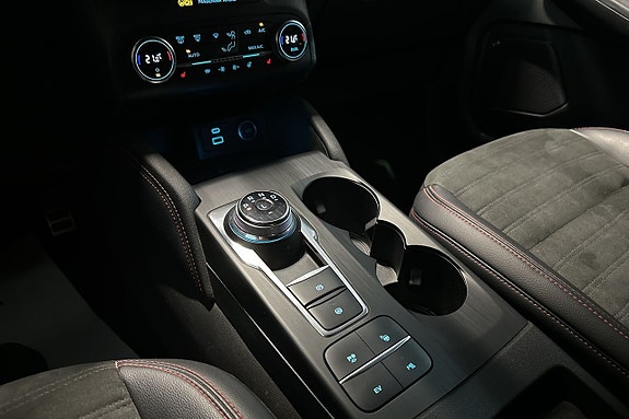 Ford Kuga 11 of 21