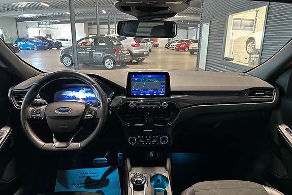 Ford Kuga 8 of 21