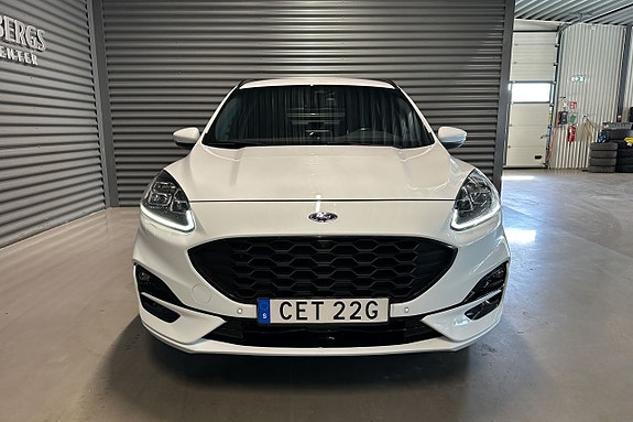 Ford Kuga 2 of 5