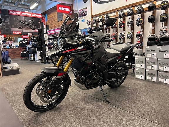 Suzuki V-Strom 1050DE 4 of 5