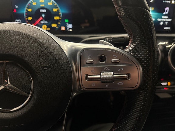 Mercedes-Benz A180 d 23 of 27
