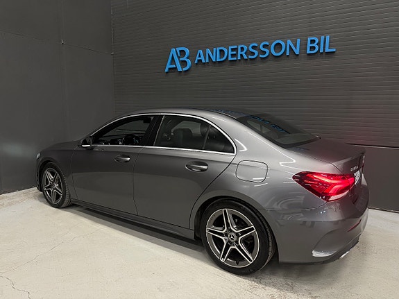 Mercedes-Benz A180 d 7 of 27