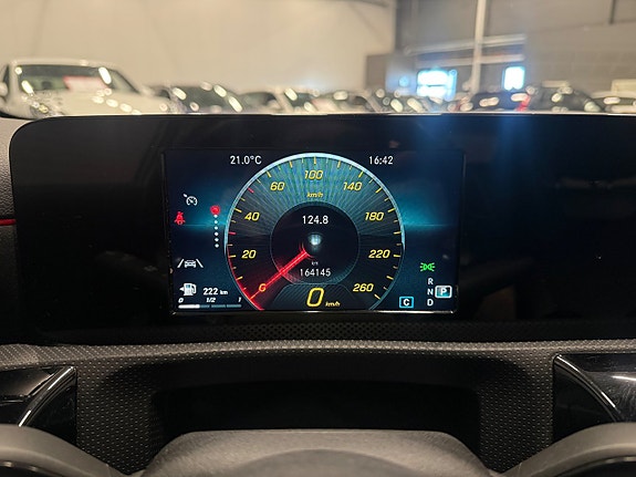 Mercedes-Benz A180 d 19 of 27