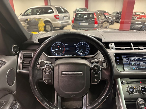 Land Rover Range Rover Sport 20 of 29