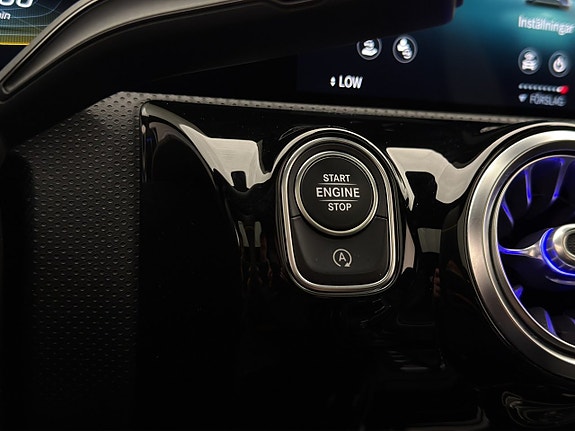 Mercedes-Benz CLA45 18 of 30