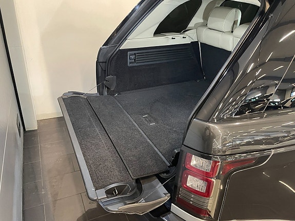 Land Rover Range Rover 15 of 27