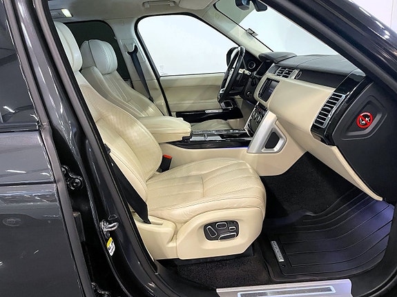 Land Rover Range Rover 10 of 27