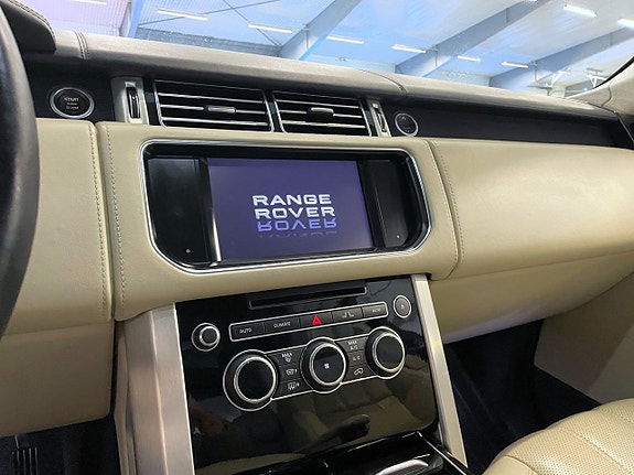 Land Rover Range Rover 26 of 27