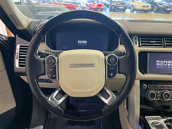 Land Rover Range Rover 9 of 27
