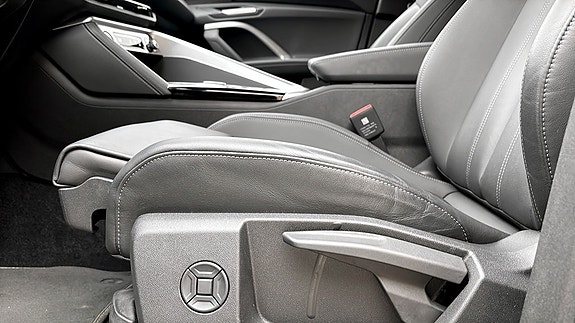 Audi Q5 11 of 18