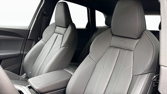 Audi Q5 10 of 18
