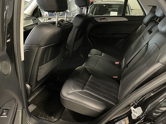Mercedes-Benz GLE350 d 5 of 5