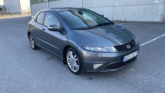 Honda Civic 2 of 5