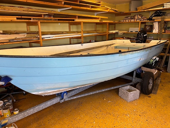 Crescent 434 Mercury 9,9Hk Fyrtakt ink Fogelsta Trailer