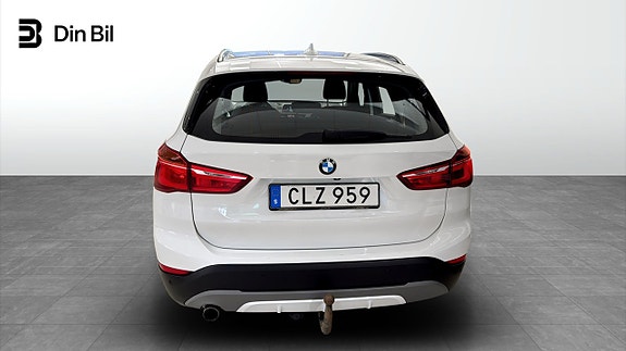BMW X1 5 of 5