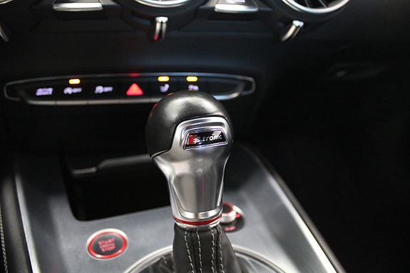 Audi TTS 21 of 30