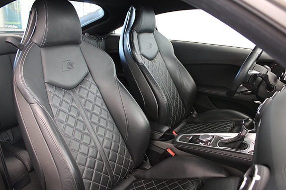 Audi TTS 27 of 30