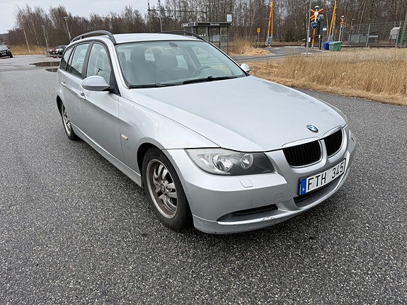 Brukt Bmw 3 Series 320i