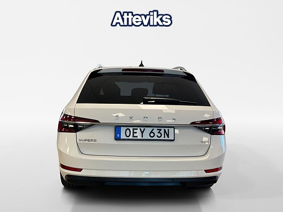Skoda Superb 4 of 5