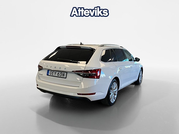 Skoda Superb 3 of 5