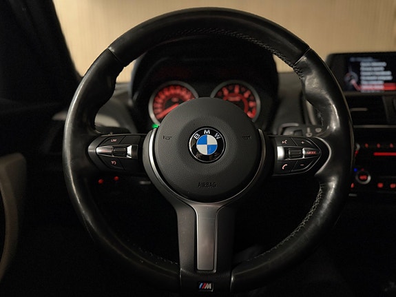 BMW 118d 16 of 20
