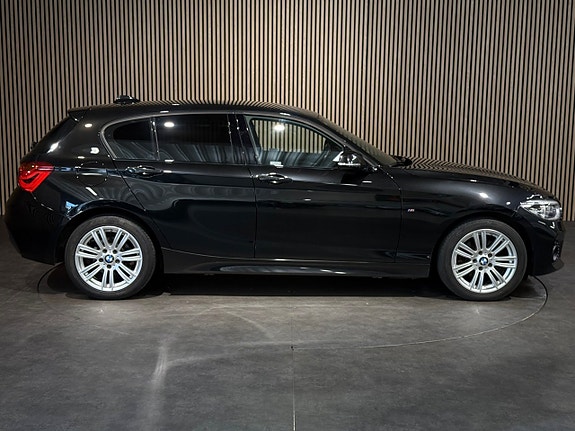 BMW 118d 3 of 5