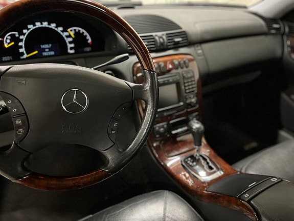Mercedes-Benz CL500 5 of 5