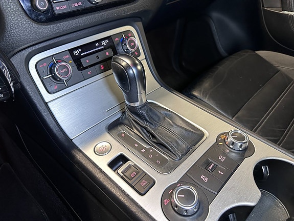 Volkswagen Touareg 24 of 28