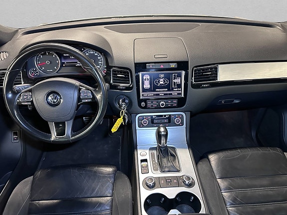 Volkswagen Touareg 15 of 28