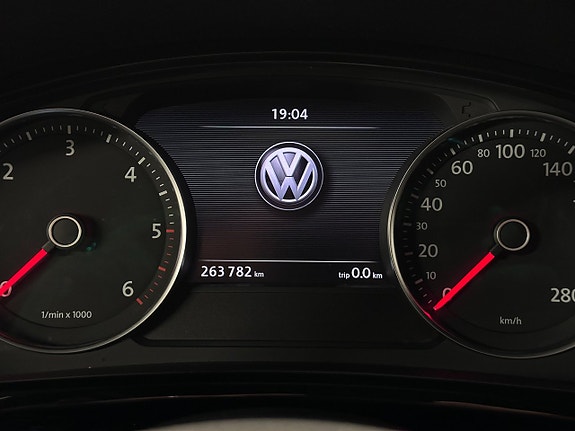 Volkswagen Touareg 17 of 28