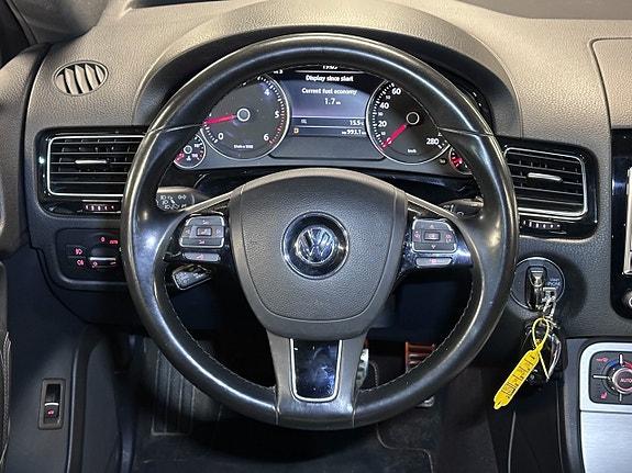 Volkswagen Touareg 16 of 28