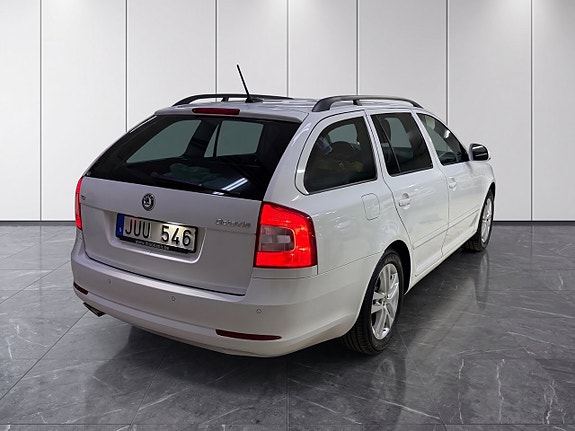 Skoda Octavia 6 of 12