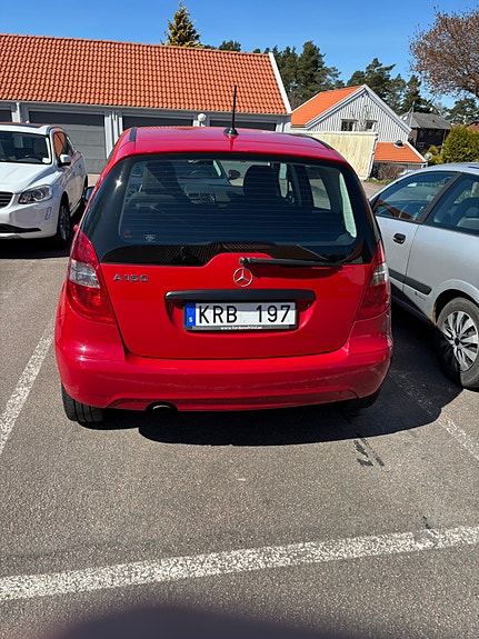 Mercedes-Benz A160 3 of 4
