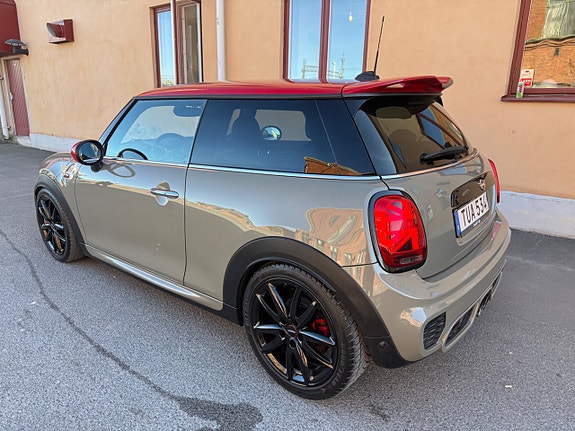 MINI John Cooper Works 4 of 5