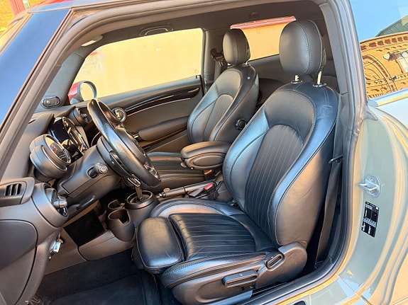 MINI John Cooper Works 16 of 19