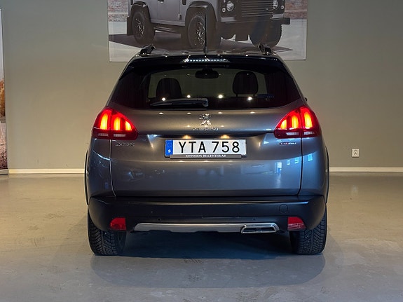Peugeot 2008 15 of 18