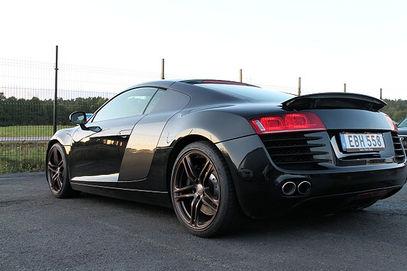 Audi R8 11 of 30