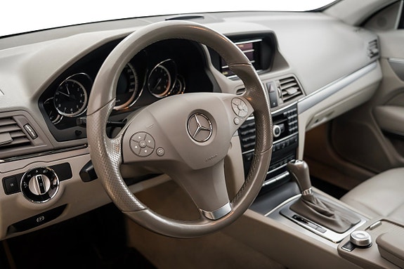 Mercedes-Benz E250 14 of 26