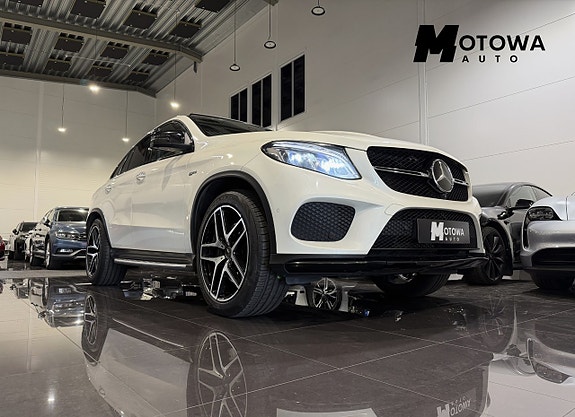 Mercedes-Benz GLE43 4 of 27