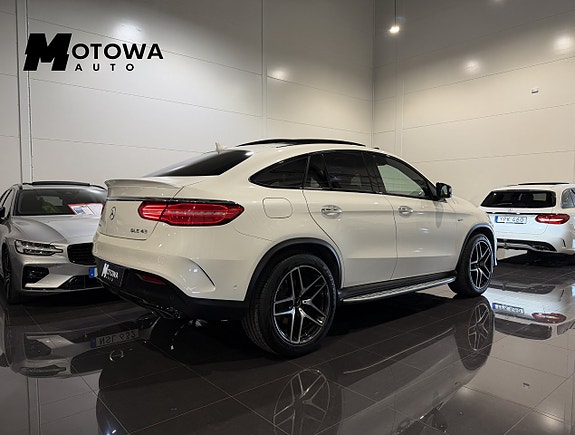 Mercedes-Benz GLE43 2 of 27