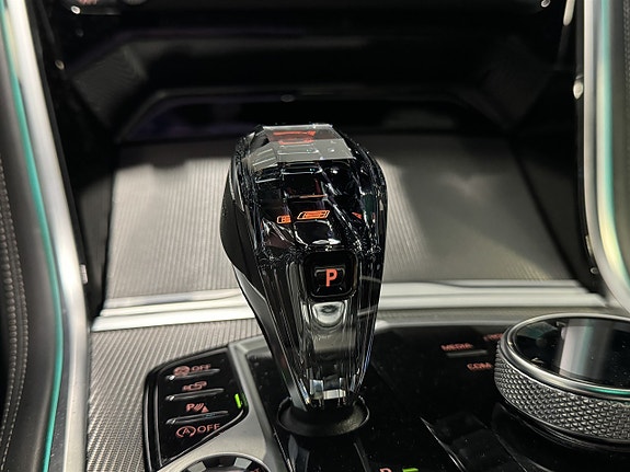 BMW M850i 5 of 5