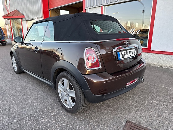 MINI Cooper 25 of 25